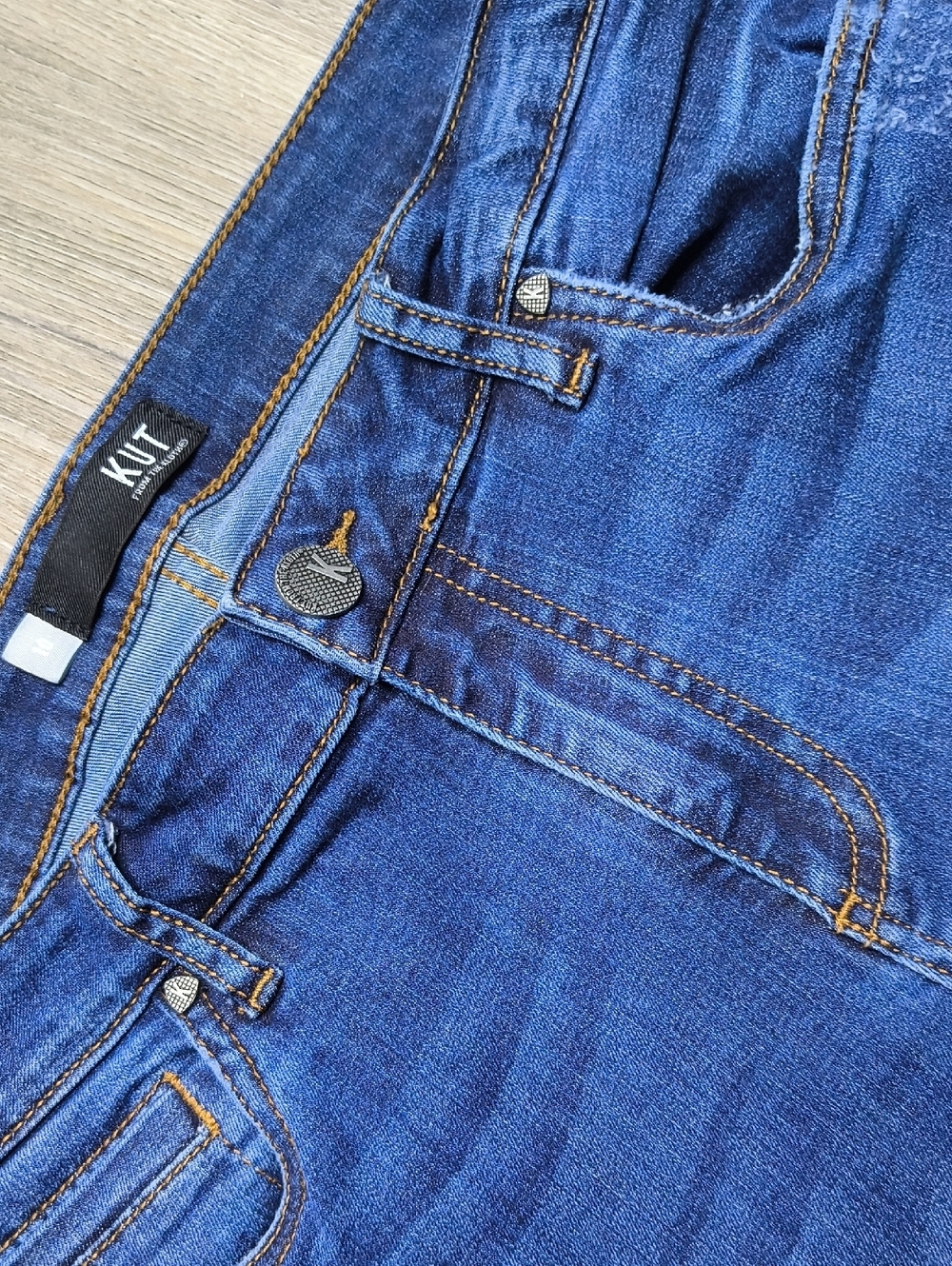 Diana Skinny w/30" Inseam✂️KUT Size 10 Woman's Denim Jeans sac713